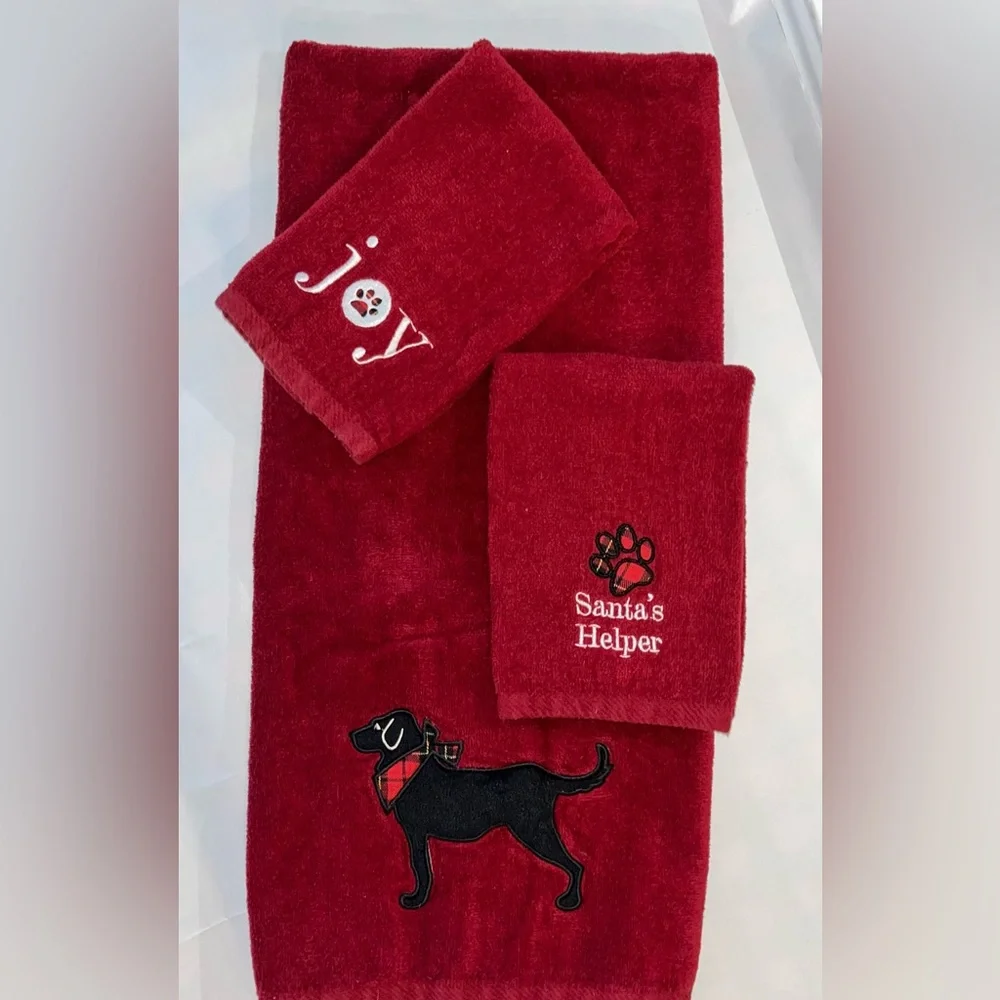 3 pc Essential Home Red Hand Towel Set Stitched Black Lab Dog paw print